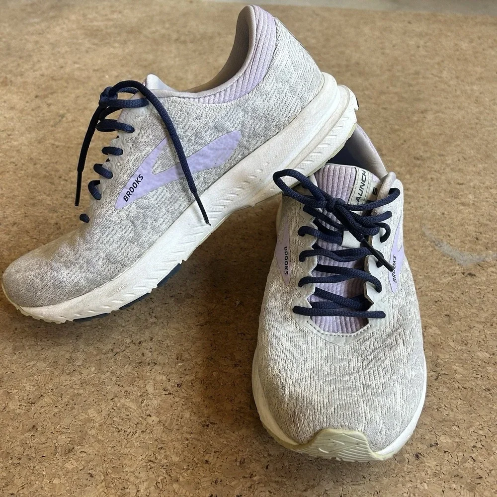 Brooks missing insoles